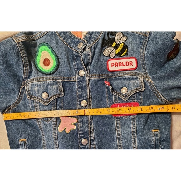 Levi's Women's Denim Jean Jacket Medium P/M Petite – Custom Embroidered Patches - Picture 8 of 10